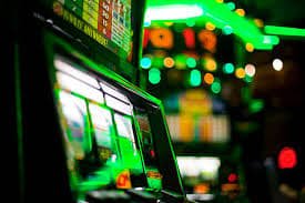 bet 499 Slots ke har kamre mein kya milta hai